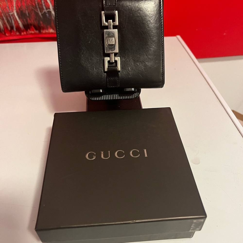Gucci Black Leather Men's Wallet with Silver Accents